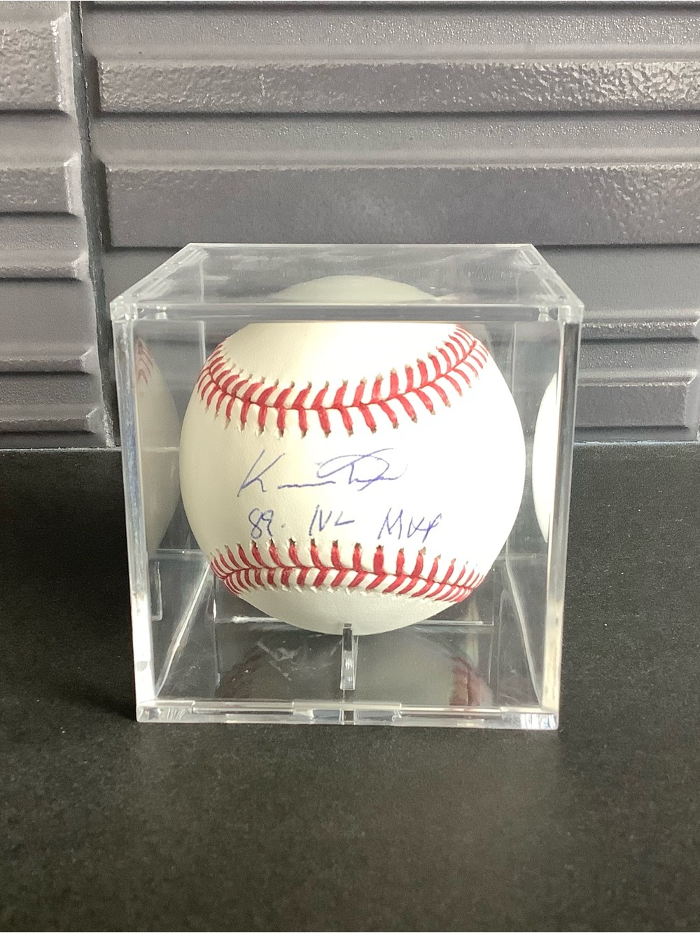 Tristar Authentic Kevin Mitchell Autographed Baseball in Clear Display Case